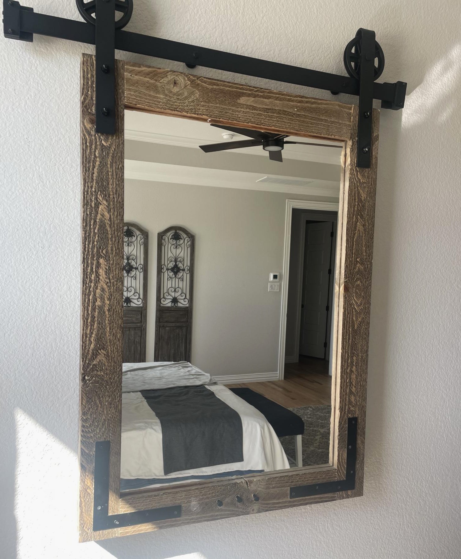Farmhouse Mirror Ana White